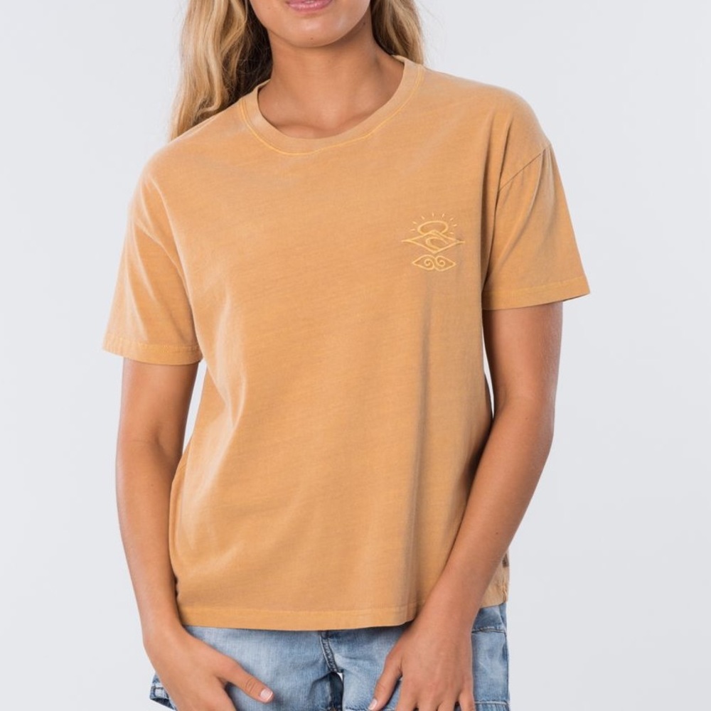 3/$30 💥 RipCurl Searcher Tee